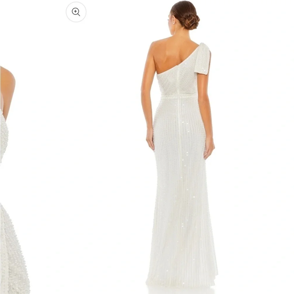 NWT | Mac Duggal 93735 White Pearl Soft Tie One Shoulder Gown Size 10